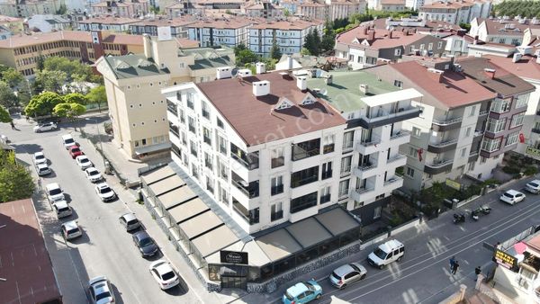 Şanlıbaba Emlak'tan 2000 Evler Mahallesi Kiralık 450 M² İş Yeri