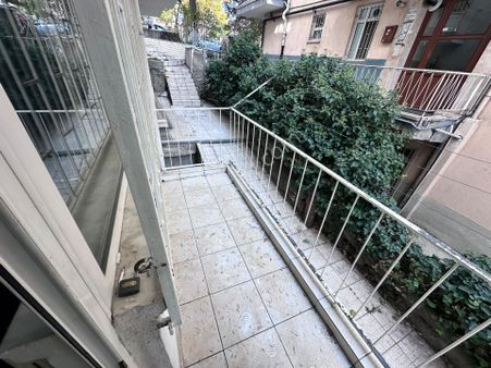 Etlik Şehir Hast. Yürüme Mesafesinde Uygun Fiyatlı Bağımsız 3+1 Balkonlu Daire