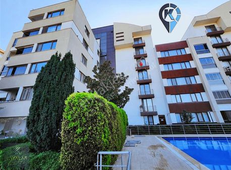 Kayalardan Mükemmel Konum Havuzlu Lüks Dubleks (metro Dibinde)