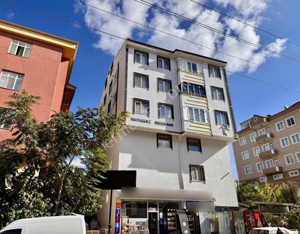 Şanlıbaba Emlak'tan 2000 Evler Mah Kiralık 2+1 Eşyalı Daire