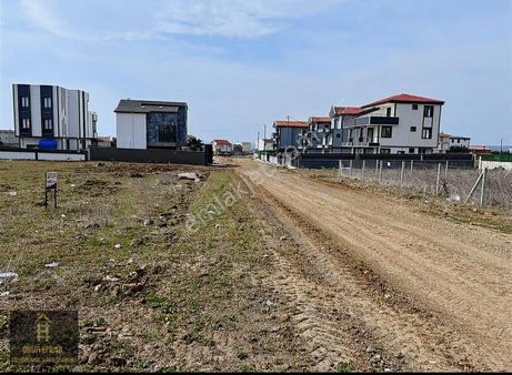 M.ereğlisi Dereağzında Ruhsatı Alınmış 3 Kat İmarlı Arsa 350m2