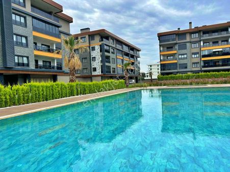 Uytundan Ören'de Havuzlu Ve Tenis Kortlu Sitede 1+1 Akıllı Daire