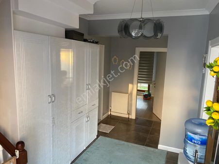 Kocaeli Yeniköy Mamik Konakları Ali Ağa Sitesi 4+1 Kiralık Villa