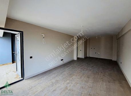 Delta Gayrimenkul'den A Plaza'da 1+1 Satılık Homeoffice!