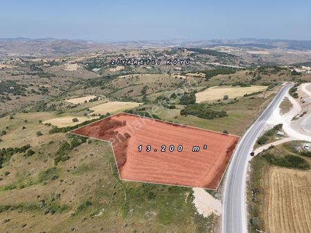 Asfalta Yola Cephe - Manzaralı Satılık 13.200 M² Tarla