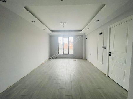 Güven'den Kapaklı'da Ara Kat Ön Cephe Yerden Isıtma 2+1 Daire