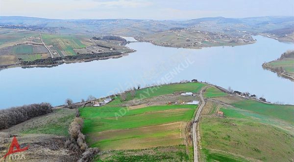 Ada' Dan Derince Tahtalı Gölet Manzaralı Muhteşem Arazi