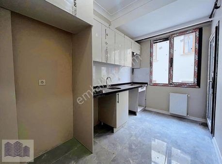 Sıfır Yapı Emsallerinden Büyük 2+1 Daire