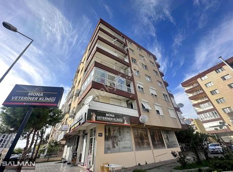 Salman'dan Çiğli Ataşehir'de Tranway Hattı Yanı 3+1 Kiralk Daire