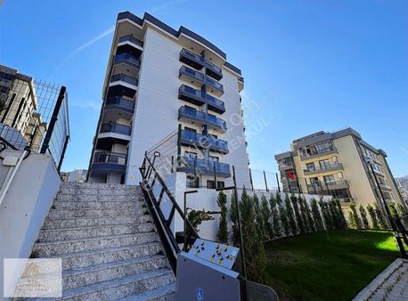 -msg'den Korupark Evlerinde Geniş & Ferah Site İçi 2+1 Daireler