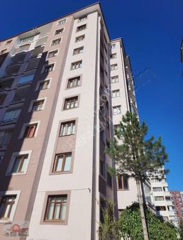 Bor Yolu Gökkuşağı Sitesinde Satılık 4+1 Daire