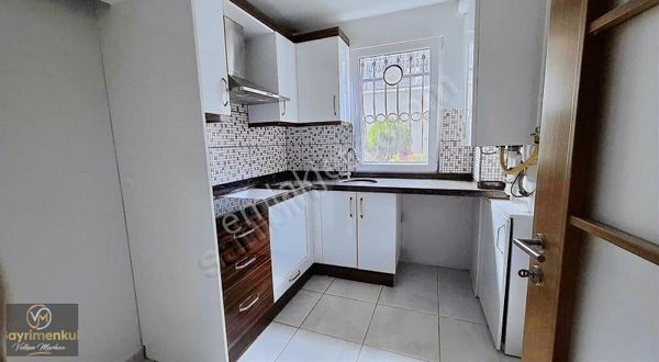 Çengelköy Nazenin Konutlarına Komşu 2+1 Bahçe Katı