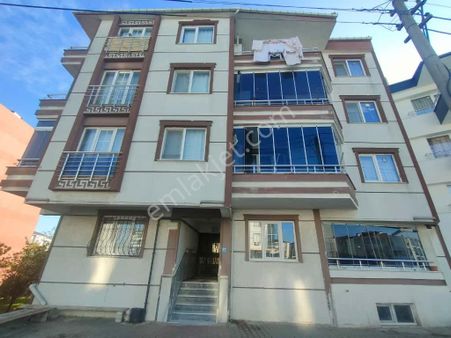 Şeyhsinan Mah.de Okulun Dibinde İçi Temiz 2+1 Satılık Daire