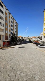 Bahçelievler Mahallesi Nevzat Şener Bulvarında Satılık İşyeri