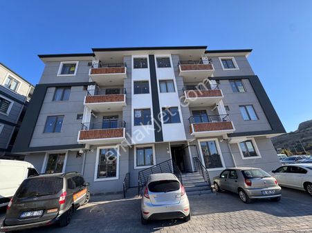 Şanlıbaba Emlaktan Çarşıya Yürüme Mesafesinde Kiralık 1+1 Daire