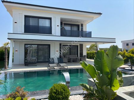 Didim’de Satılık Full Eşyalı Villa