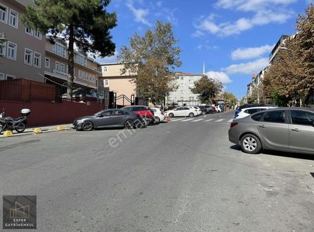 Cadde Üzerinde 3+1 İskanlı Krediye Uygun Satılık Daire