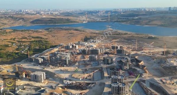 Sazlıbosna'da Toki'ye Çok Yakın; Kanal İstanbul Manzaralı Tarla.