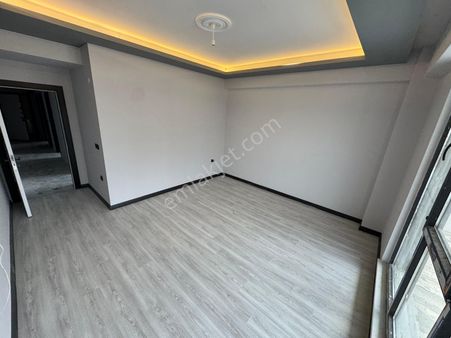 Tekirdağ Süleymanpaşa Zafer Mahallesi Satılık 2+1 Daire Sıfır
