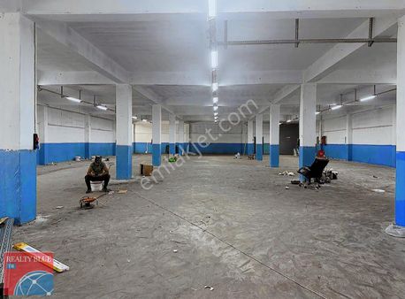 Sultanbeyli Adil Mahalesinde 3500m2 Depo