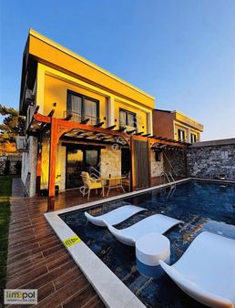 Limopol'den Saklıkent'te Lüks 3+1 Müstakil Villa Takas Vardır