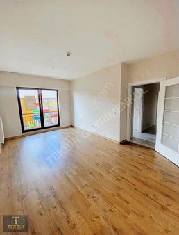 Tekbır Gayrımenkulden Oturuma Hazır Emlak Konut 3+1 Daire