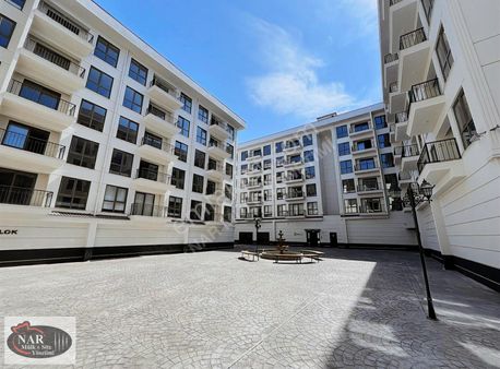 Nar Yönetim'den 7/24 Güvenlikli Havuzlu 2+1 Eşyalı Kiralık Daire