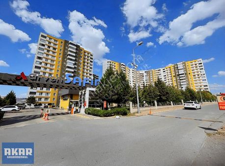 Akar Gyo|arven Safir Geniş Oturum Alanlı Satılık 3.5+1 Lux Daire