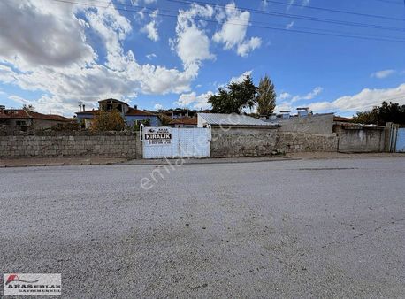 Boztepe Mah.kiralik 3+1 Sobalı Müstakil Geniş Bahçeli Ev