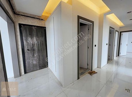 Self'den 1200 Evlerde Ferah Lüks Katta Tek Daire Son 3+1 Fırsatı