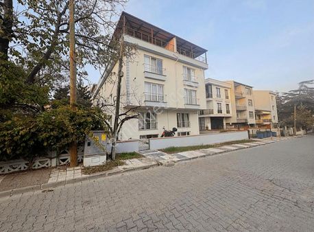 Tema Emlaktan Hürriyet Mah Kullanışlı Kiralık Eşyalı 1+1 Daire