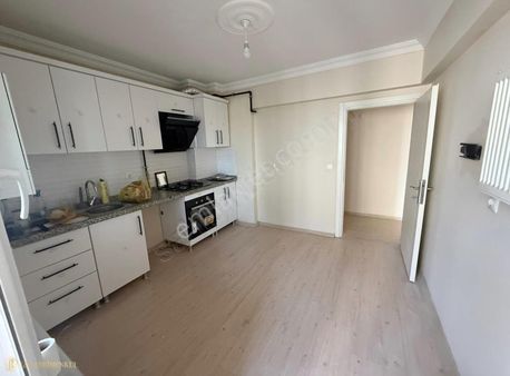 Çanakkale Esenler Mah Ferah Arakat Satılık 3+1 Daire