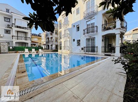 Emlakmodu'ndan Patlangıç Mah'de 2+1 Havuzlu Satılık Daire