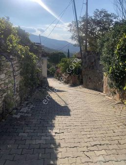 Tire Koca Emlak'tan Kaplan Mahallesinde Satılık Müstakil Ev