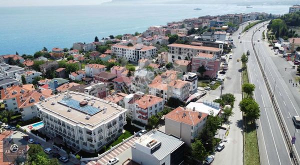 Küçük Saray | Medya Yok Ama Bu İlan Gündem Olabilir | Cumhuriyet