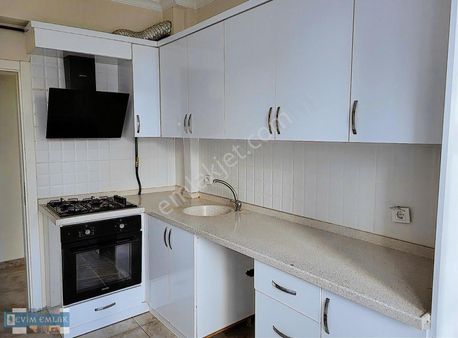 Mehmet Akifte Kiralık 2+1 Giriş Kat Daire