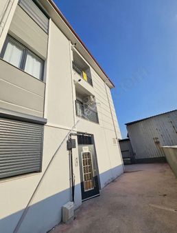 Bergama Atatürk Mahallesinde 3+1 Satılık Kapalı Mutfak Lüx Dair