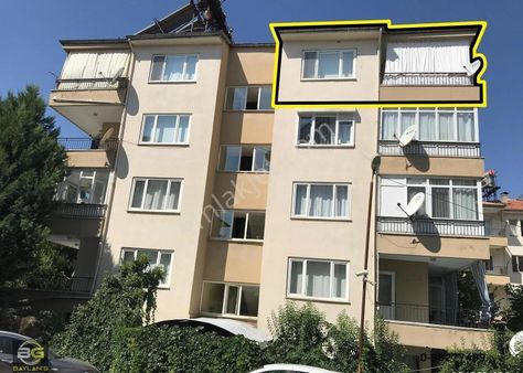 Baylan's Gayrimenkul Den Satılık 5. Kat 2+1 Kaloriferli Daire
