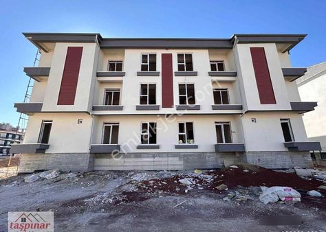 Taşpınar Gayrimenkulden Üniversite Bölg. Satılık 1+1 Daire