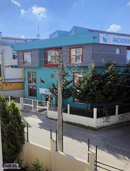 Lokal Gayrimenkul' Den Çınar Konutlarında Kiralık 2+1 Daire