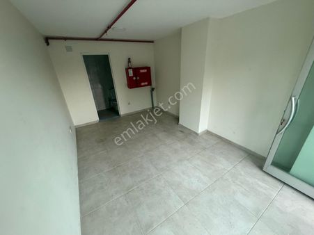 Bulvarın Dibi Cadde Üzeri İşyeri