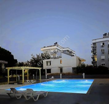 Havuzlu Site İçerisinde Lüks Donatılara Sahip 2+1 Satılık Daire