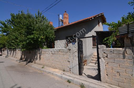 Talha Tozduman'dan Kovanağzı Mh.'de 3+1 Bahçeli Müstakil Ev