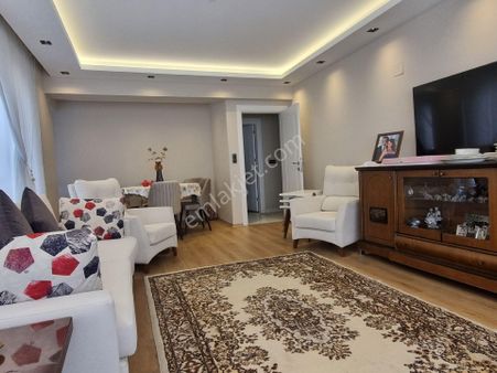 Cumhuriyet Mahallesinde Ataparka Yakın Arakat Daire Ful+ful Yapılı Sıfır Satılık