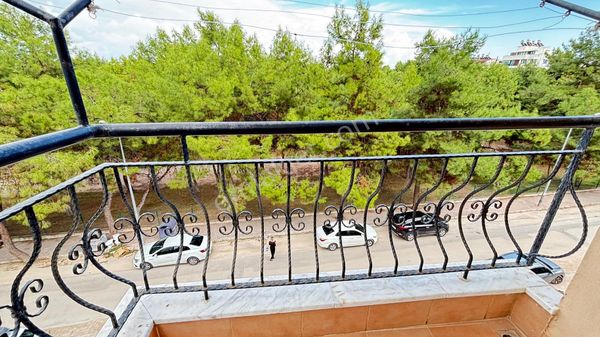 Antalya Konyaaltı Hayatpark Yanında 4+2 Dublex