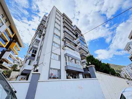 Fb Gayrimenkul'den Full Tadilatlı 3+1 Satılık Daire