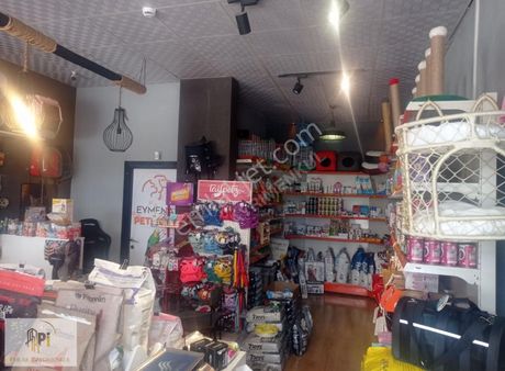 Pi Emlak'tan Batıkent'te Satılık Dükkan