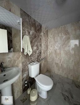 Pi Gayrimenkul'den Yenişen Sokak'ta Arakat Asansörlü 2+1