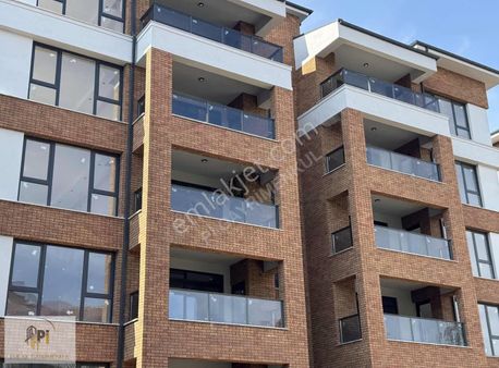 Kayalıfe Sitesi'nde 180 M2 Site İçi Lüks 3+1 Daire