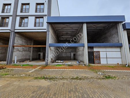 Keşan İspat Cami Mahallesi'nde Gölpark'ta Satılık 170 M² İş Yeri